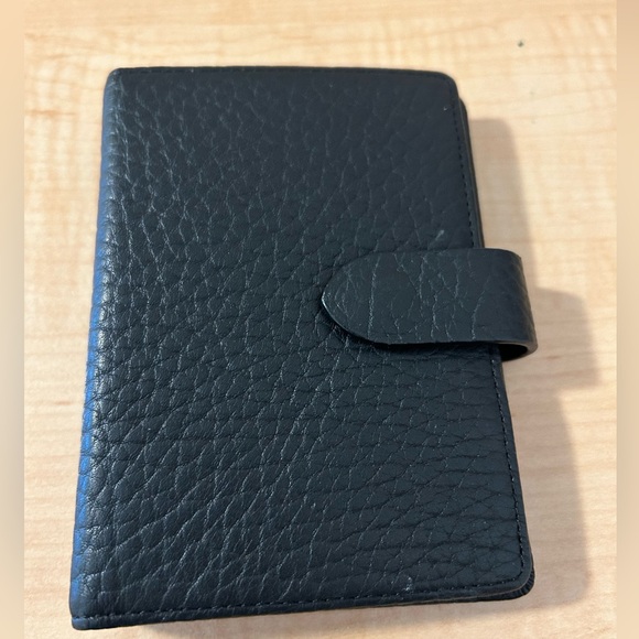 Dooney and Bourke Notepad Wallet Black - Picture 1 of 8